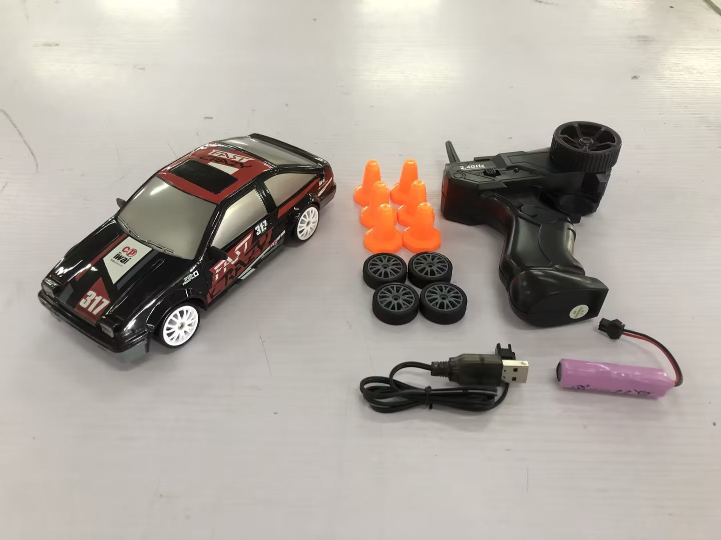 Fernsteuerbares Drift Car Spielzeug, GTR Modell AE86, RC Rennwagen für Kinder – Perfekte Weihnachtsgeschenke